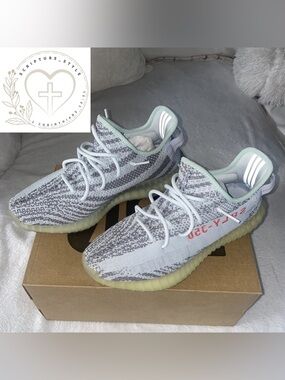 adidas (REPLICA) Yeezy Boost 350 V2 - Grey, White & Cream Accents